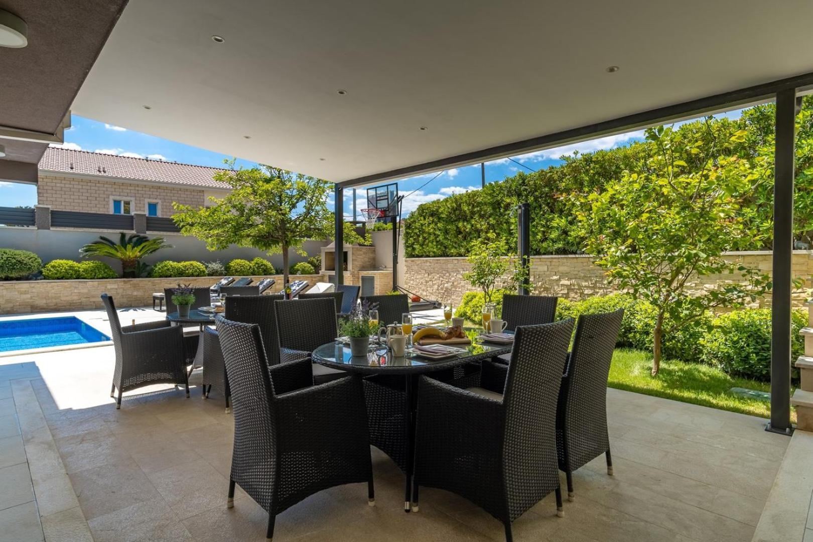 Luxury Villa Lucas With Heated Pool, Whirlpool, Sauna, 14 Pax Ποντστράνα Εξωτερικό φωτογραφία